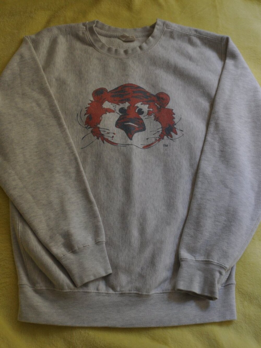 Vintage Auburn Tigers Aubie Sweatshirt Women Small Pro-Weave oversize comfy